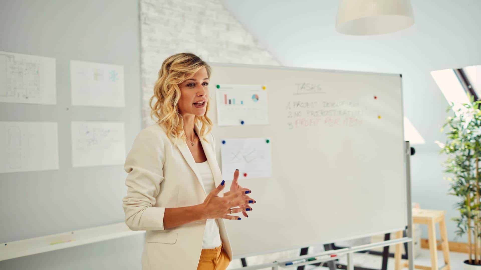 AI vs machine learning vs predictive analytics