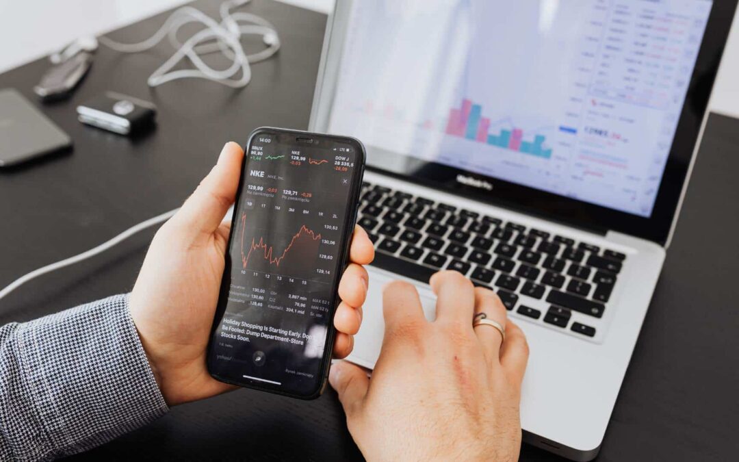 RevOps Metrics: The 11 KPIs You Need to Track Growth