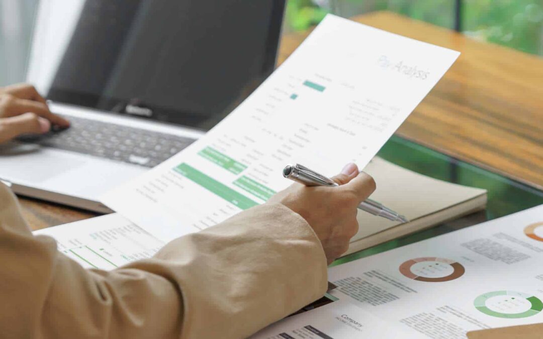 The Ultimate Guide to Manufacturing Sales Compensation in 2026