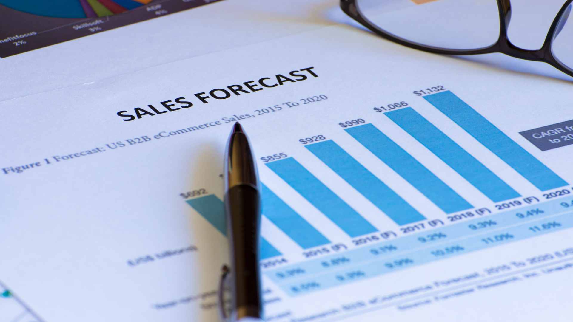 why sales leaders distrust forecasts featured image why sales leaders distrust forecasts featured image