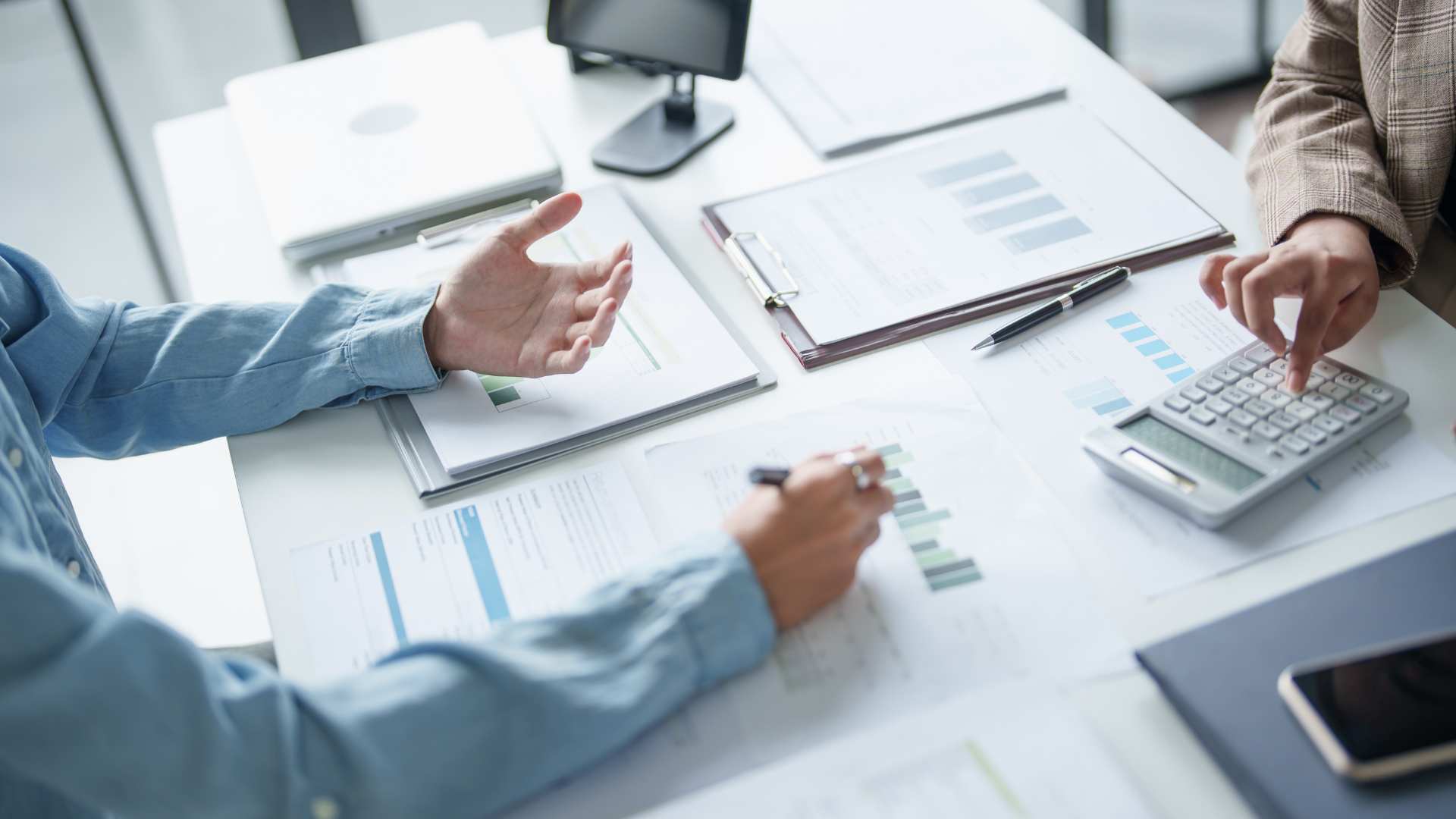 what is revenue orchestration featured image what is revenue orchestration featured image